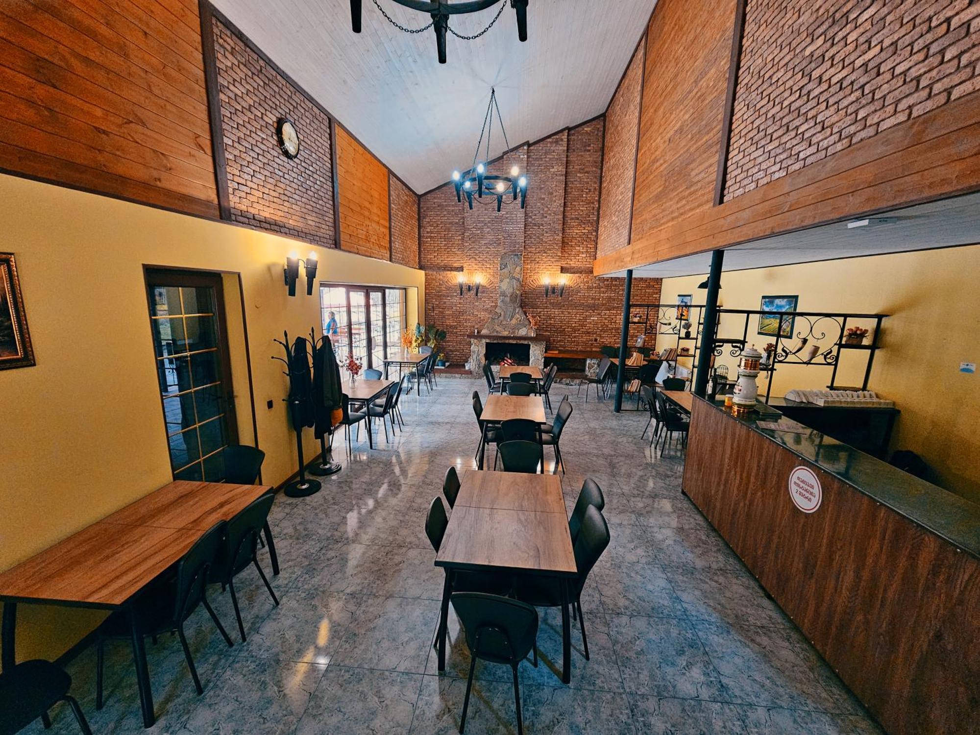 ホテル Tourist Complex Khomi Ch'argali エクステリア 写真