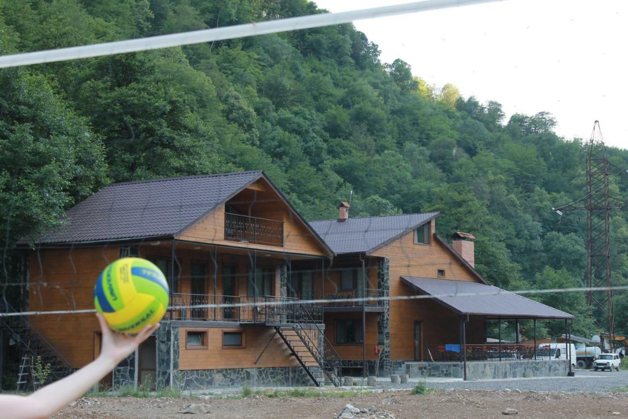 ホテル Tourist Complex Khomi Ch'argali エクステリア 写真